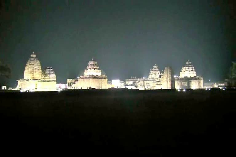 Lighting to pattadakal