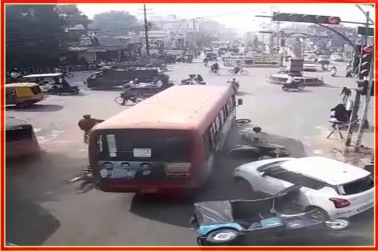 Jabalpur Road Accident