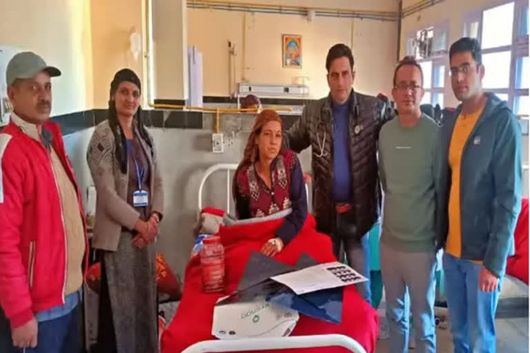 HYDATID CYST IN FEMALE UTERUS IN RAMPUR HYDATID CYST SUCCESSFUL OPERATION IN RAMPUR