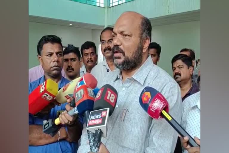 minister p rajeev  vizhinjam port protest  vizhinjam  vizhinjam port protest attack  bjp  congress  k sudhakaran  cpim  pinarayi vijayan  latest news in ernakulam  vizhinjam port protest latest updation  വിഴിഞ്ഞം സമരം  പദ്ധതി നിര്‍ത്തി വയ്‌ക്കണമെന്ന  മന്ത്രി പി രാജീവ്  വിഴിഞ്ഞം പദ്ധതി  ബിജെപിയും  കോൺഗ്രസും  സിപിഐഎം  പിണറായി വിജയന്‍  എറണാകുളം ഏറ്റവും പുതിയ വാര്‍ത്ത  ഇന്നത്തെ പ്രധാന വാര്‍ത്ത