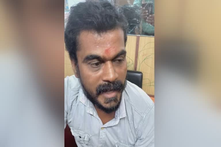 Accused in rape case arrested after 22 years  rape case accuse arrested after 22 years  rape case accuse arrested  ബലാത്സംഗ കേസിലെ പ്രതി 22 വർഷത്തിന് ശേഷം പിടിയിൽ  തെക്കേത്തറ പ്രതീഷ് കുമാര്‍  ബലാത്സംഗ കേസിലെ പ്രതി  ആലത്തൂർ ഡിവൈഎസ്‌പി ആർ അശോകൻ  വടക്കഞ്ചേരി സിഐ എ ആദംഖാൻ