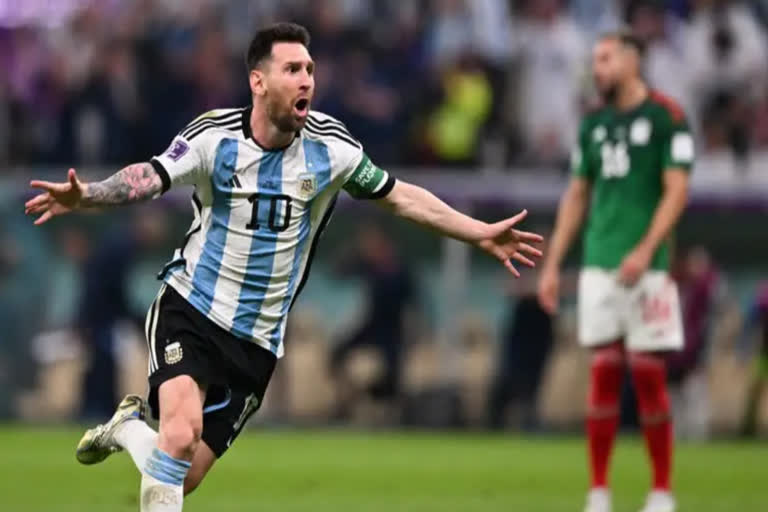 Messi scores, Argentina beats Australia 2-1 at World Cup