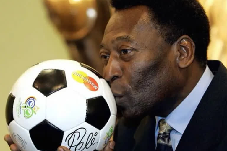 PELE CONDITION CRITICAL TREATMENT CONTINUES AT SAO PAULO HOSPITAL