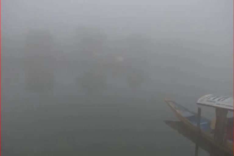 Thick Fog Engulfs Srinagar