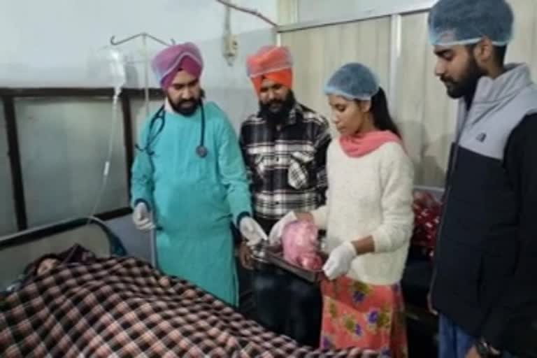 doctors removed a 3 kgs tumor