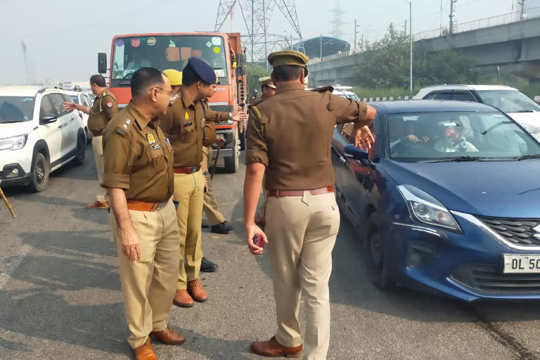 एमसीडी चुनाव को लेकर नोएडा पुलिस अलर्ट पर