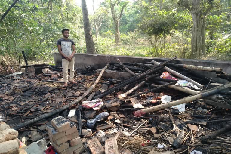 Sahibganj goats died due to fire in Radhanagar police station area