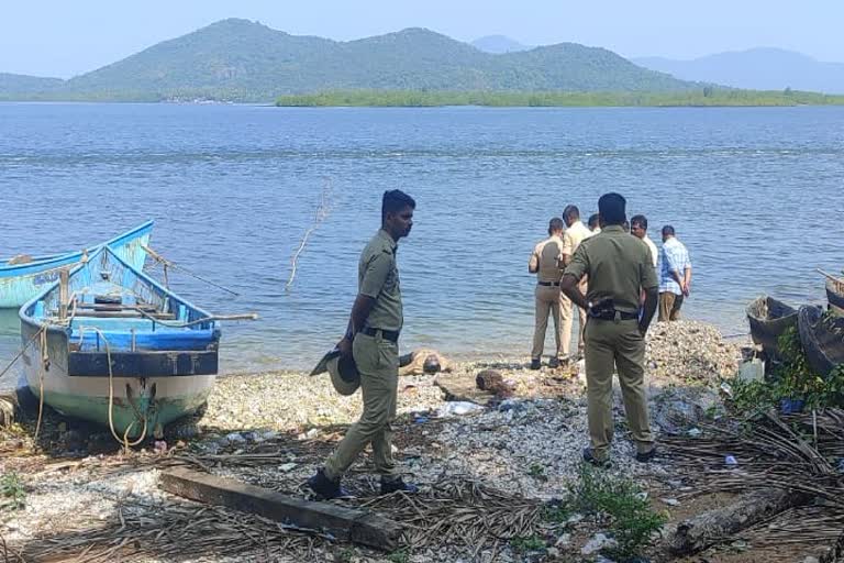 ZP Officer commits suicide in Karwar