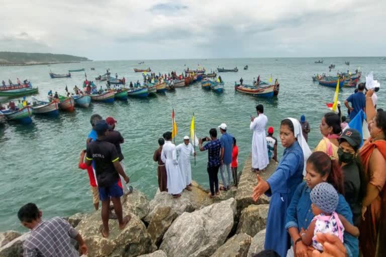 peace mission team to visit vizhinjam  peace mission team vizhinjam  peace mission team visit vizhinjam  vizhinjam peace mission team  vizhinjam  vizhinjam protest  vizhinjam strike  vizhinjam port  വിഴിഞ്ഞം  വിഴിഞ്ഞം പദ്ധതി പ്രദേശം  വിഴിഞ്ഞം പദ്ധതി  വിഴിഞ്ഞം സമാധാന ദൗത്യ സംഘം  സമാധാന ദൗത്യ സംഘം വിഴിഞ്ഞം സന്ദർശനം  തോമസ് ജെ നെറ്റോ  സ്വാമി ഗുരുരത്നം ജ്ഞാനതപസ്വി