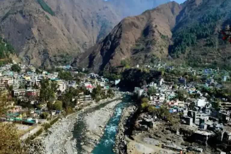 stone pelting from nepal in uttarakhand after dispute over kali river embankment