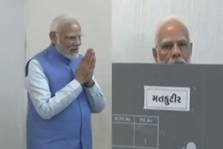 gujarat-election-2022-pm-narendra-modi-casts-his-vote-in-ahmedabad