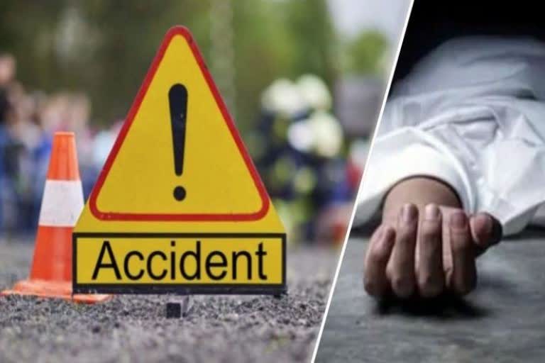 four-ayyappa-devotees-dead-in-road-accident-in-andhra-pradesh