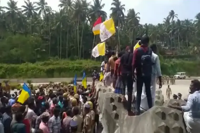 വിഴിഞ്ഞം തുറമുഖ വിരുദ്ധ സമരം  വിഴിഞ്ഞം സമരം  Vizhinjam protest  Vizhinjam Kerala govt compromise move  Vizhinjam protest Kerala govt compromise move