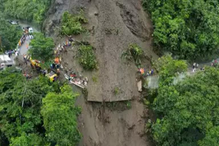 several died in landslide in colombia