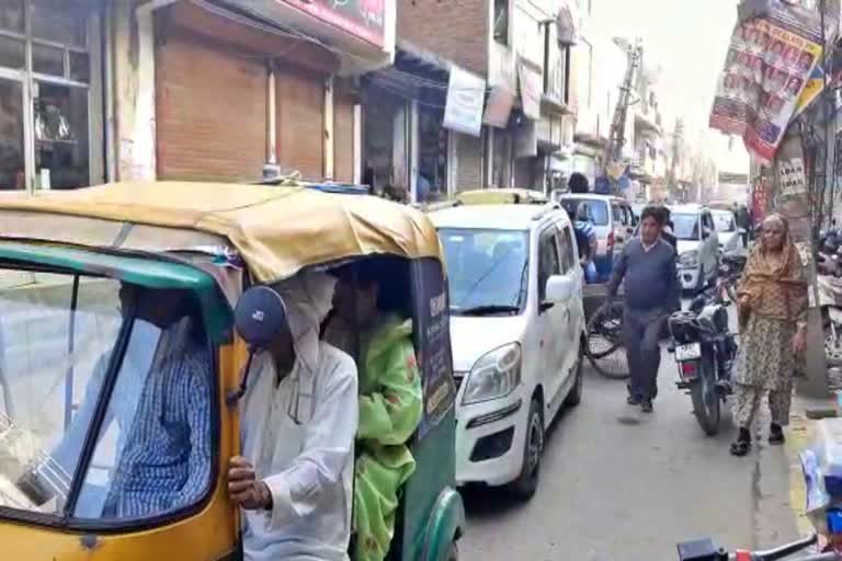 traffic jam in jawahar colony faridabad