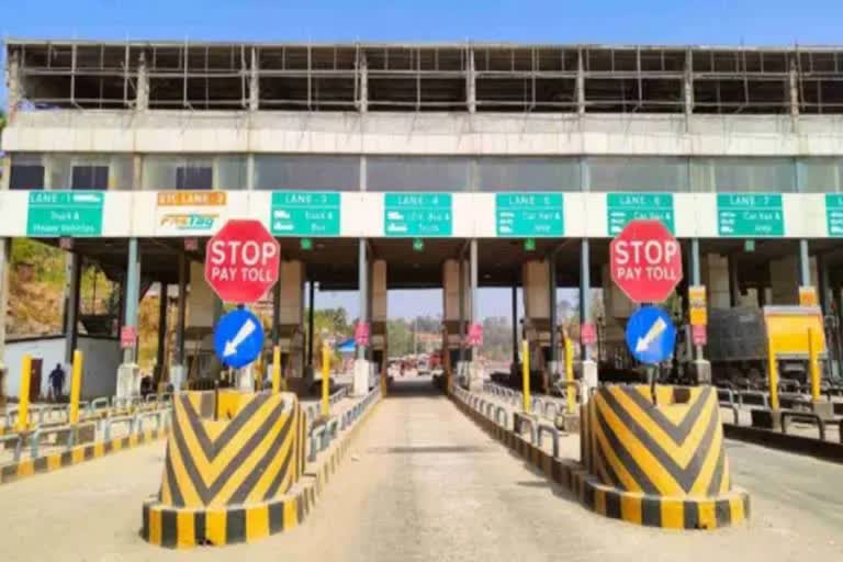 palakkad  പാലക്കാട്  Local residents have to pay toll panniyankara  panniyankara toll plaza palakkad  പന്നിയങ്കര ടോൾ  പ്രദേശവാസികളും ടോൾ നൽകണം  പന്നിയങ്കരയിൽ പ്രദേശവാസികളും ടോൾ നൽകണം  പുതുക്കോട്  വടക്കഞ്ചേരി  കണ്ണമ്പ്ര  കിഴക്കഞ്ചേരി  വണ്ടാഴി  പ്രതിമാസം 315 രൂപ  പന്നിയങ്കര പ്രദേശവാസികൾക്കുള്ള പാസ്