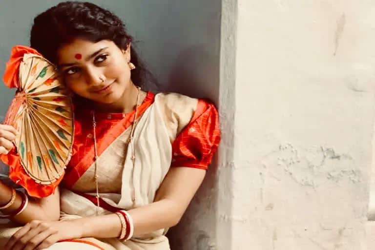 Sai Pallavi Bollywood Entry as seethe