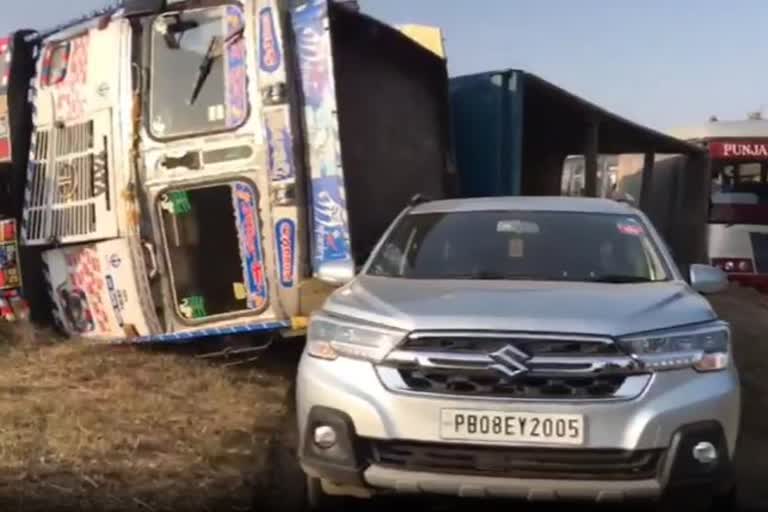 Tipper overturned on a car in Jalandhar