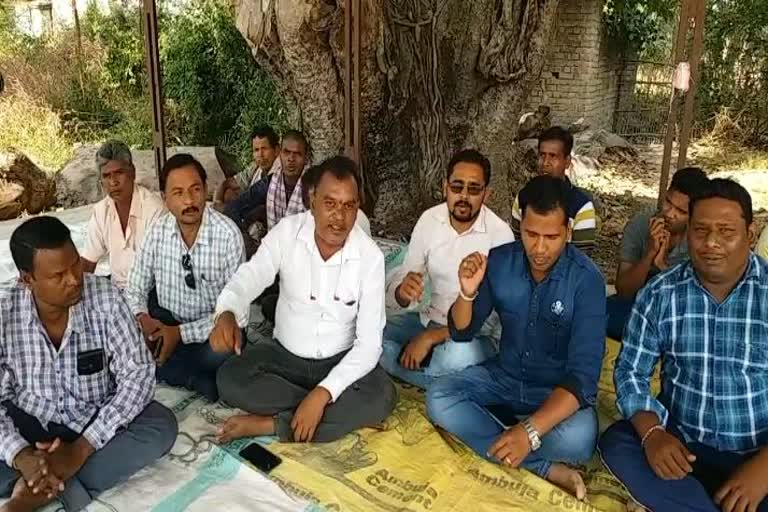 _paddy procurement irregularities farmers on protest in balangir