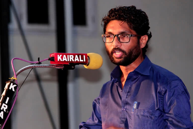 Dalit leader Jignesh Mevani trailing in Vadgam