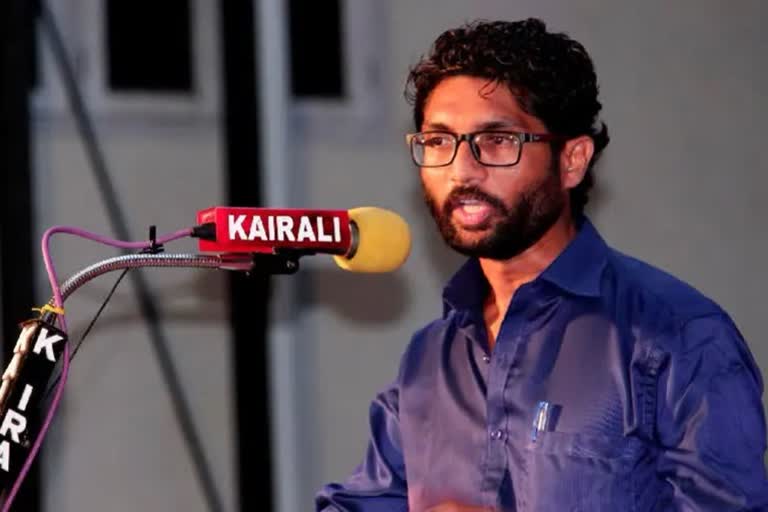 BJPs Manibhai Jethabhai Vaghela  Gujarat Election Result  Jignesh Mevani retains Vadgam seat  ജിഗ്‌നേഷ് മേവാനി  ഗുജറാത്ത്  വഡ്‌ഗാം