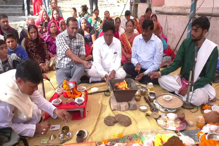 ઝુલતા પુલ દુર્ઘટનામાં મૃતકોના પરિવારજનોને ન્યાય અપાવીશું: કાંતિ અમૃતિયા