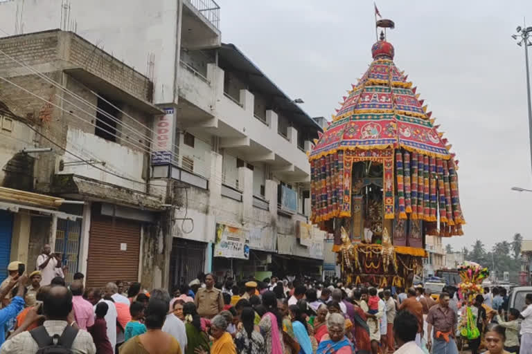 திருநாகேஸ்வரம் கோயில் தேர் திருவிழா