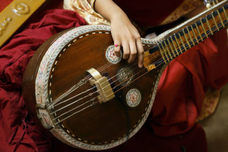 Blending Indian classical ragas with Ayurveda principles might benefit menopausal women: Research