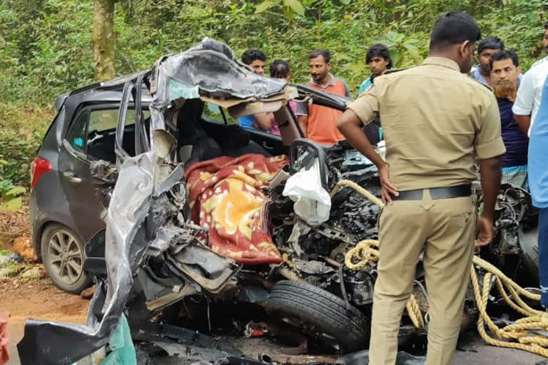 Three of family die in car bus collision in Karnataka's Udupi