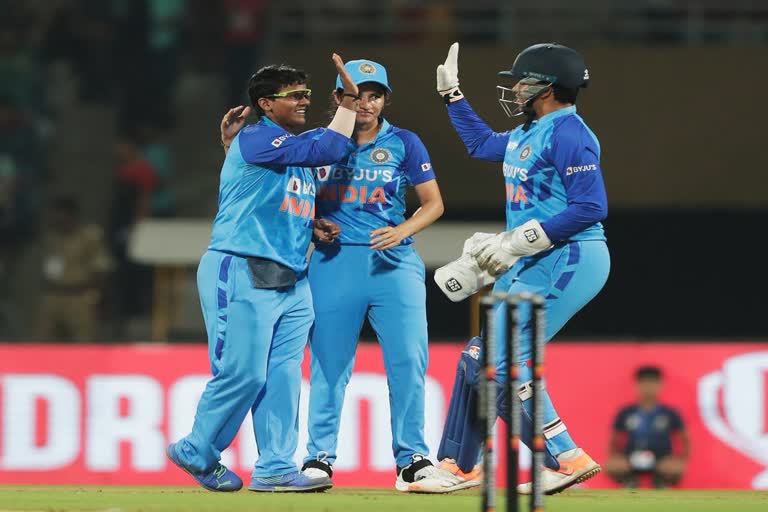 INDvsAUS Womens 2nd T20I : ଭାରତ ଆଗରେ ୧୮୮ ରନର ଟାର୍ଗେଟ, ମୁନୀ ଓ ମ୍ୟାକଗ୍ରେଥଙ୍କ ବିସ୍ଫୋରକ ଅର୍ଦ୍ଧଶତକ