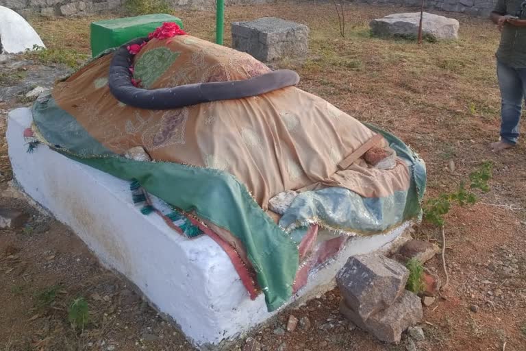 Dargah Vandalized in Hyderabad