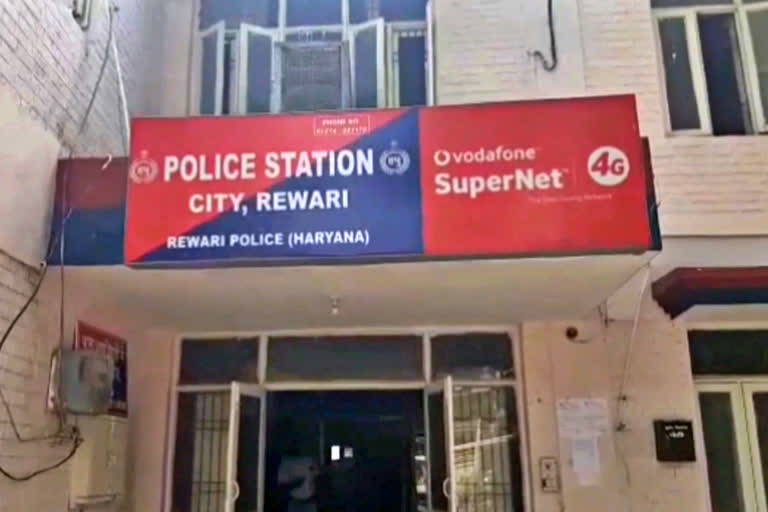 Woman commits suicide by hanging in Rewari Railway Colony