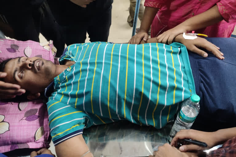 Kolkata Medical College: Student on Hunger Strike hospitalised after falling ill
