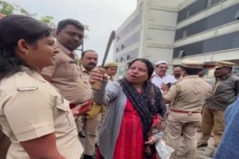 Etv Bharata-woman-with-a-machete-went-on-a-rampage-against-the-officers