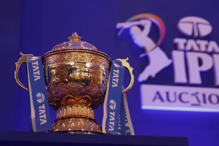 IPL mini auction  Ben Stokes  Cameron Green  ഐപിഎൽ മിനി ലേലം  ഐപിഎൽ 2023  ഐപിഎൽ  IPL 2023  IPL Auction Kochi  ഐപിഎൽ മിനി ലേലത്തിന്‍റെ ചുരുക്കപ്പട്ടിക  IPL 2023 mini auction list  അടിസ്ഥാന വില  ബെൻ സ്റ്റോക്‌സ്  കാമറൂണ്‍ ഗ്രീൻ  മായങ്ക് അഗർവാൾ  മനീഷ് പാണ്ഡെ  Mayank Agarwal  Manish Pandey  ചെന്നൈ സൂപ്പർ കിങ്സ്  മുംബൈ ഇന്ത്യൻസ്  Mumbai Indians  Chennai Super Kings  ഐപിഎൽ മിനി ലേലം കൊച്ചി  IPL mini auction 2023  IPL 2023 Mini Auction Player list announced  പണം വാരാൻ സ്റ്റോക്‌സും ഗ്രീനും