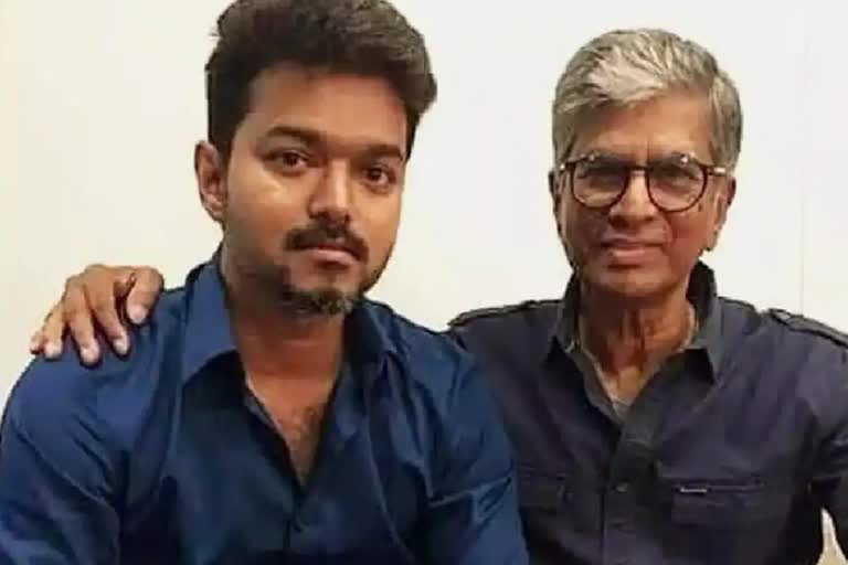 நடிகர் விஜய்யின் தந்தை மீது மோசடி புகார்