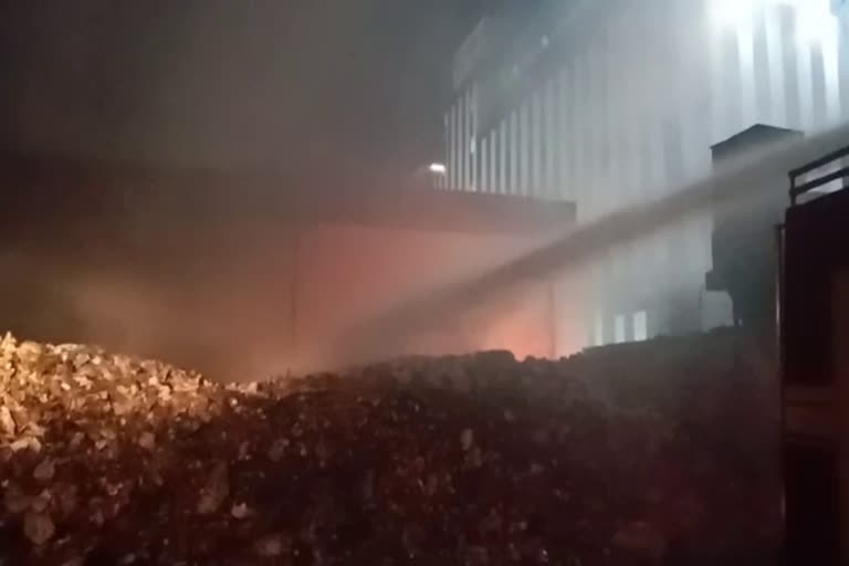 fire-in-dumping-yard-in-rewari-bmg-mall