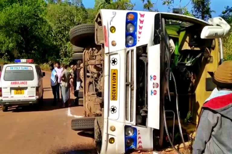 school tour bus overturned