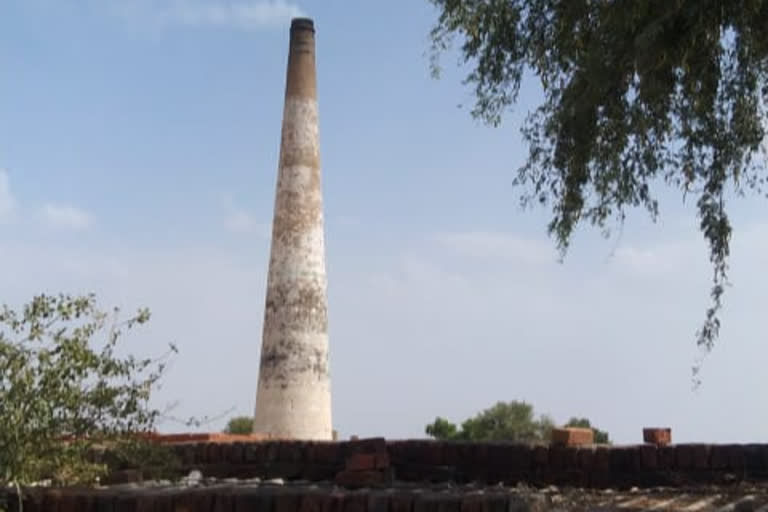 illegal brick kilns in rewari 54 brick kilns License canceled in Rewari CM flying team Action in Rewari