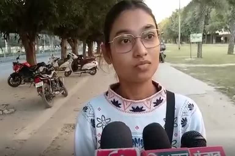 एसिड की खुली बिक्री पर प्रतिबंध लगाने की मांग