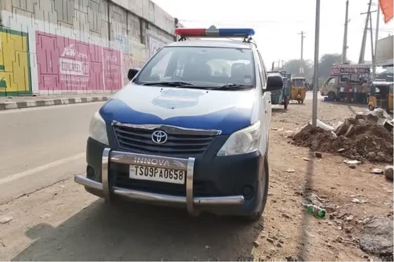 thief-stolen-a-police-vehicle-in-the-suryapeta-district-in-telangana