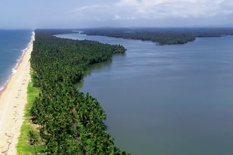 valiyaparamba  valiyaparamba island tourism  valiyaparamba island  valiyaparamba tourism  tourism  വലിയപറമ്പ്  വലിയപറമ്പ് ദ്വീപ്  വലിയപറമ്പ് ടൂറിസം  കാസര്‍കോട്  വാട്ടര്‍ സ്‌ട്രീറ്റ് പദ്ധതി  വാട്ടര്‍ സ്ട്രീറ്റ്