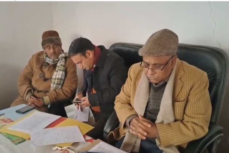 principal-chief-sk-gupta-visits-noorkah-village-of-uri