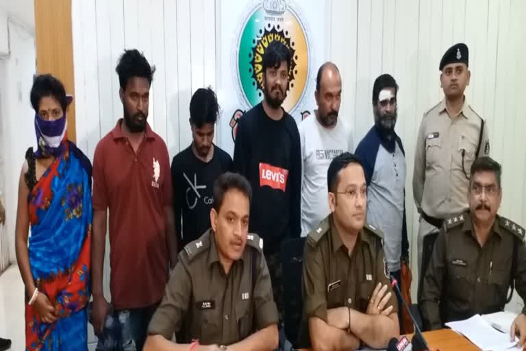 Blackmailing accused arrested in Raipur