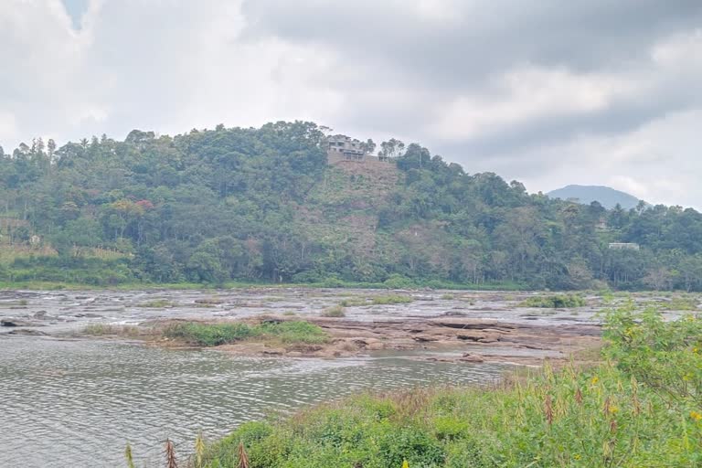 അയ്യപ്പൻകോവിൽ തോണിത്തടി ചെക്ക്ഡാം  അയ്യപ്പൻകോവിൽ  അയ്യപ്പൻകോവിൽ തോണിത്തടി ചെക്ക്ഡാം നിർമാണം  കരാർ കാലാവധി  ഇടുക്കിയിലെ തോണിത്തടി ചെക്ക്ഡാം  കാഞ്ചിയാർ  ആലടി കുരിശുമല ശുദ്ധജല കുടിവെള്ള പദ്ധതി  ayyappankovil thonythadi checkdam agreement closed  ayyappankovil thonythadi checkdam  ayyappankovil thonythadi checkdam work