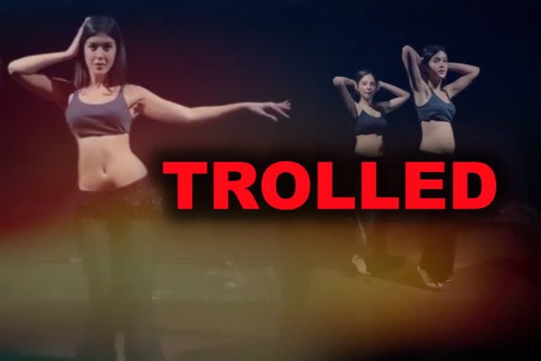 Shanaya Kapoor shares belly dance video on Aigiri Nandini, gets trolled