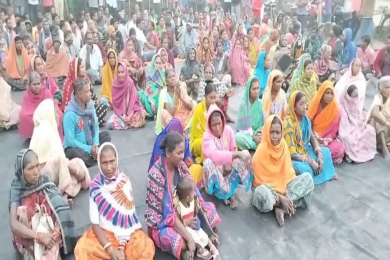 slum Dwellers warning for protest in paradip