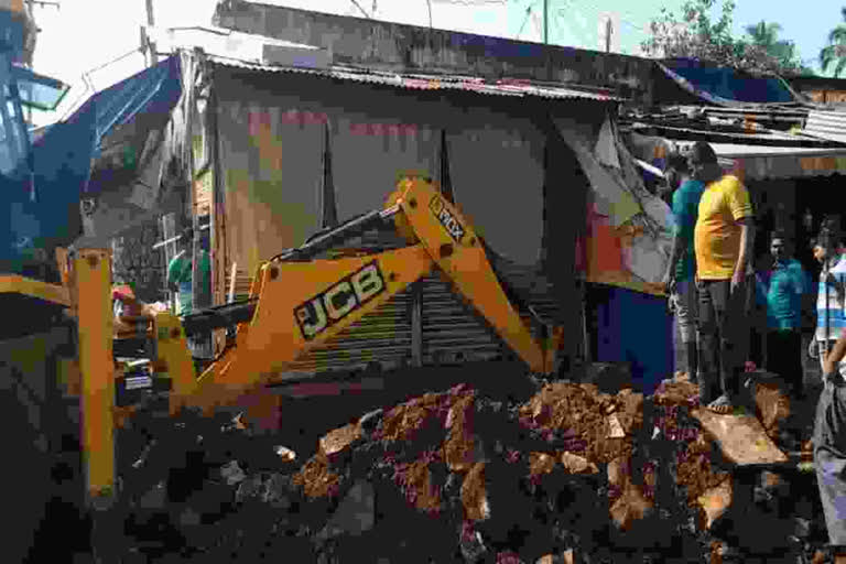 SHOPS REMOVING ISSUE IN SRISAILAM