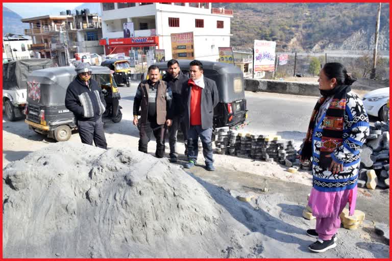 Auto stand built in Gandhi Nagar Kullu