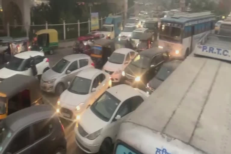 Heavy strike by truck unions on Ladowal Toll Plaza in Ludhiana